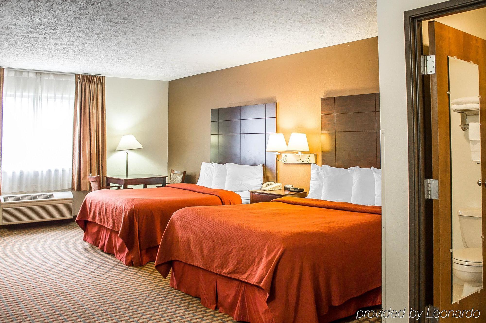 Quality Inn Elyria Exterior photo